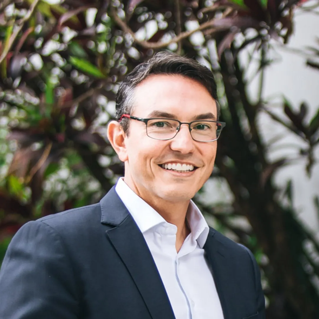 Dr. Eduardo Rauen